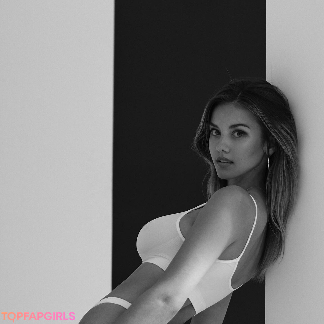 Nacktes geleaktes OnlyFans-Foto von Nicola Cavanis #1115