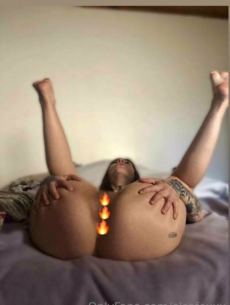 Nacktes geleaktes OnlyFans-Foto von Elsafoxxx