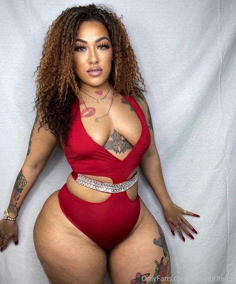 Curvygirlteam