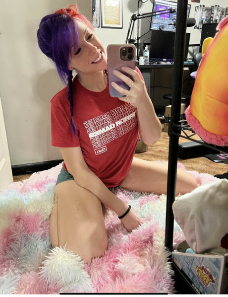 Nacktes geleaktes OnlyFans-Foto von Kintinue