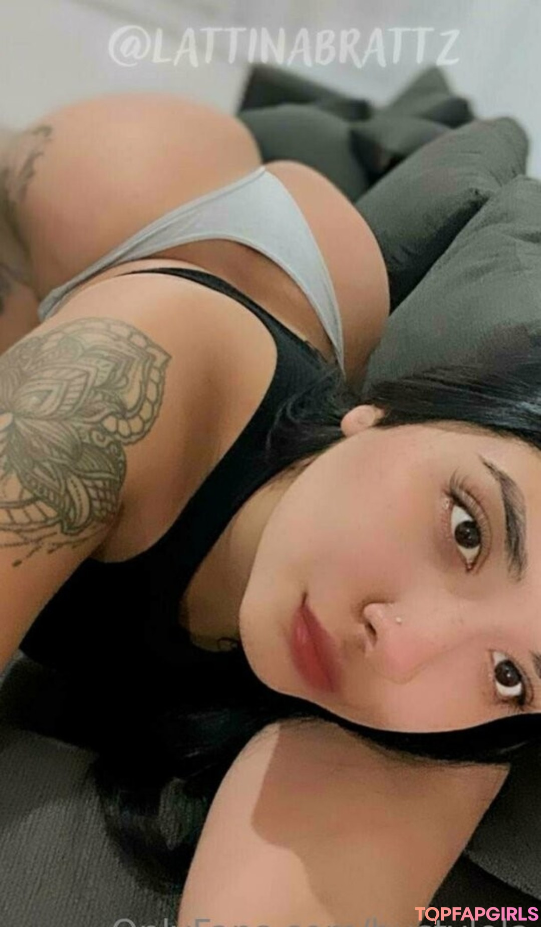 Nacktes geleaktes OnlyFans-Foto von Bustylola #1022