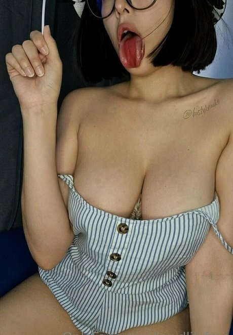 Lewdlilyfree