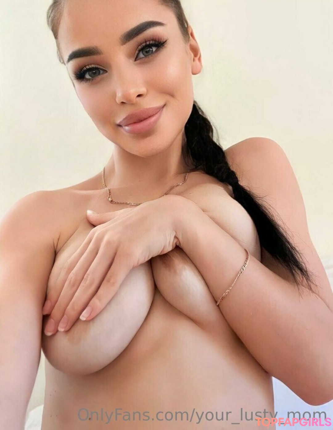 Nacktes geleaktes OnlyFans-Foto von Yourlustymom #1372