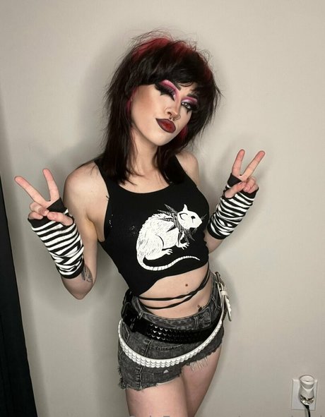 Nacktes geleaktes OnlyFans-Foto von Emundead