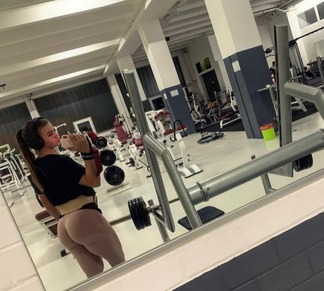 Sarah Slavo