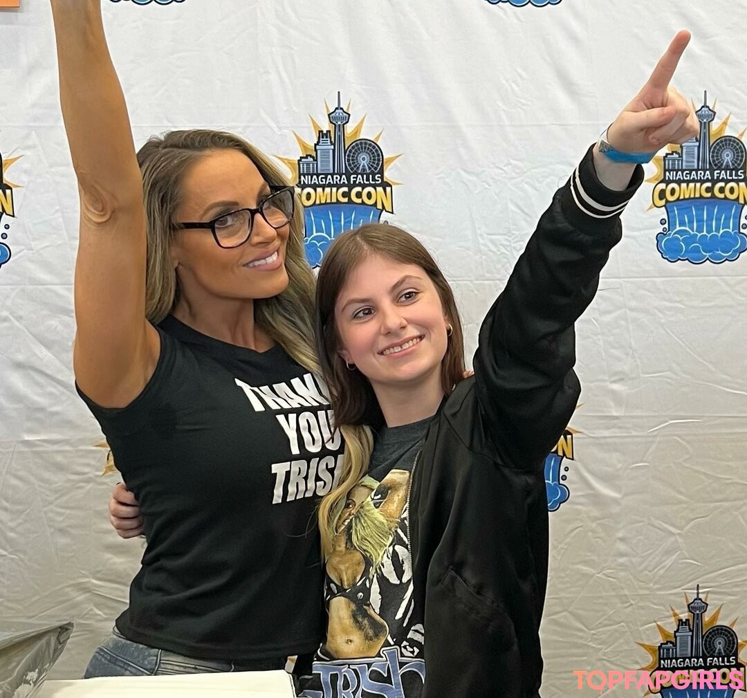 Nacktes geleaktes OnlyFans-Foto von Trish Stratus #1076