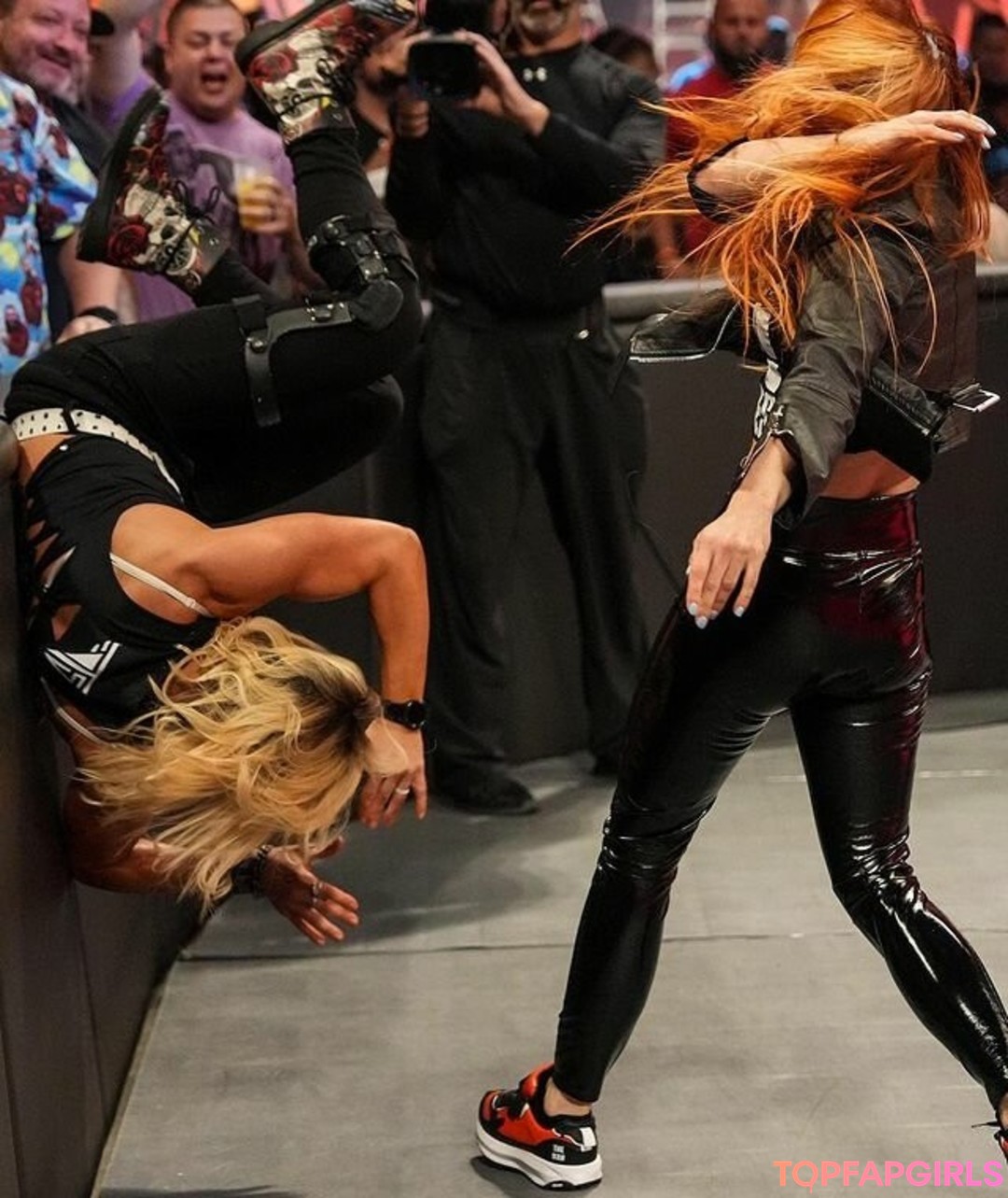 Nacktes geleaktes OnlyFans-Foto von Trish Stratus #1090