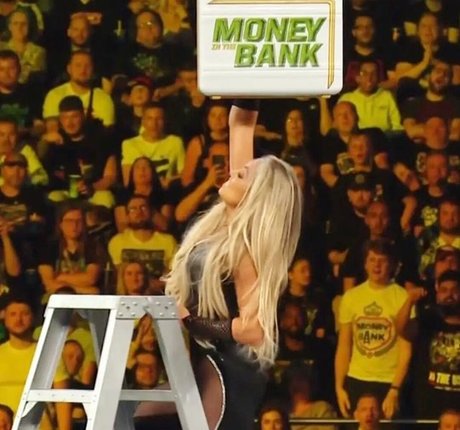 Trish Stratus