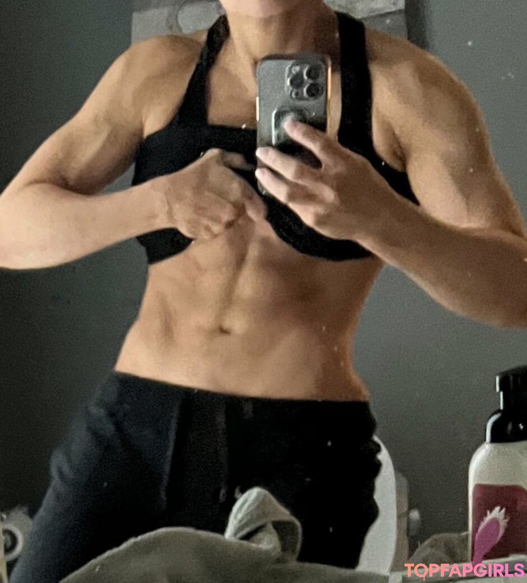 Nacktes geleaktes OnlyFans-Foto von Trish Stratus #1154