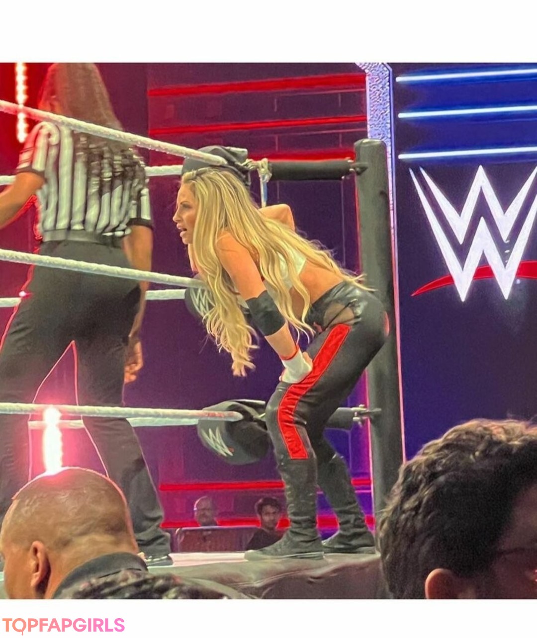 Nacktes geleaktes OnlyFans-Foto von Trish Stratus #1175
