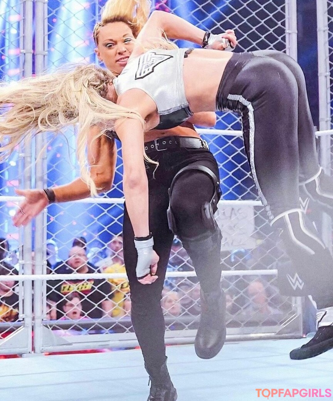Nacktes geleaktes OnlyFans-Foto von Trish Stratus #1190