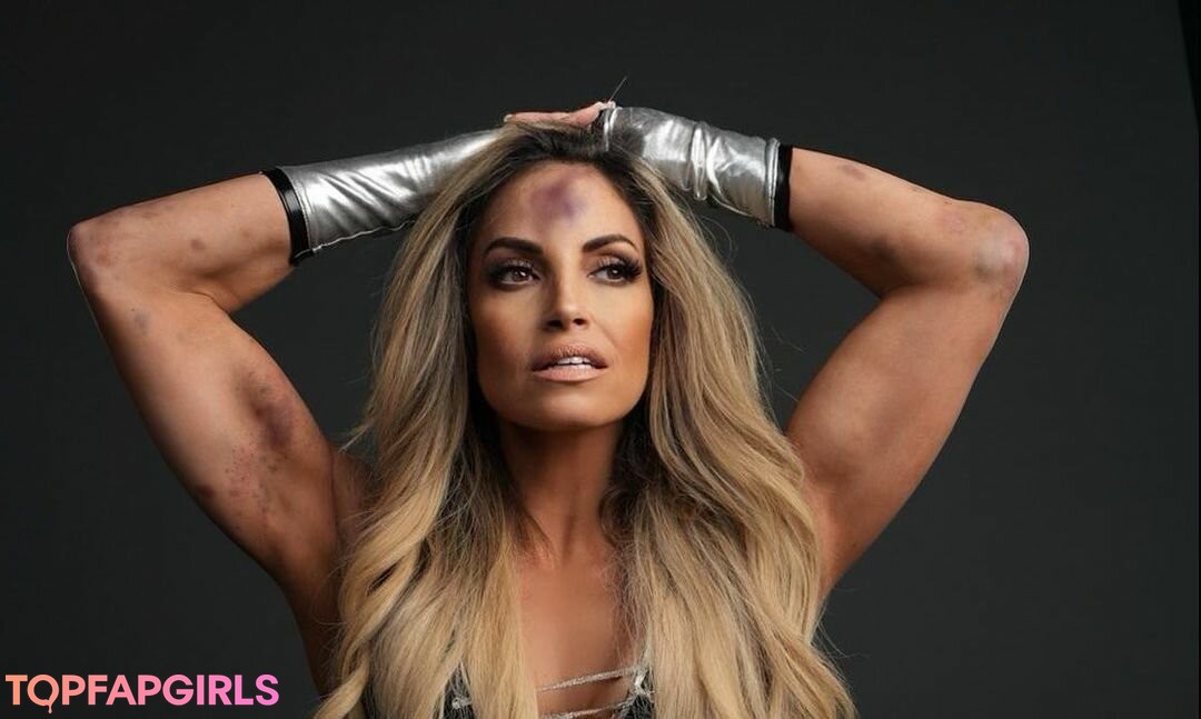 Nacktes geleaktes OnlyFans-Foto von Trish Stratus #1203