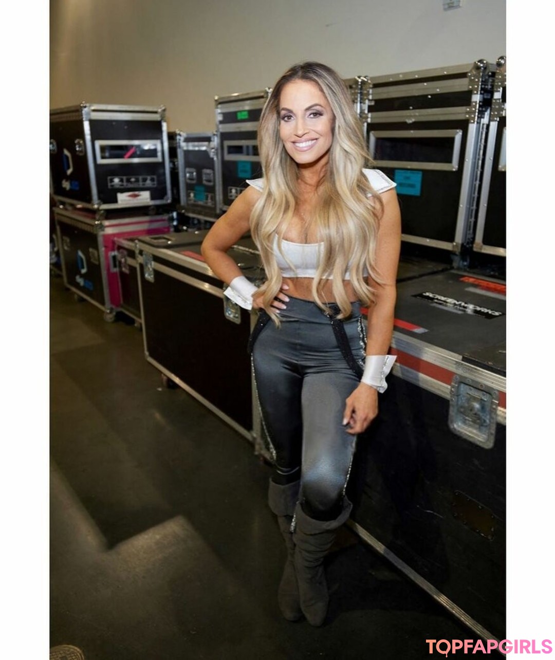 Nacktes geleaktes OnlyFans-Foto von Trish Stratus #1210
