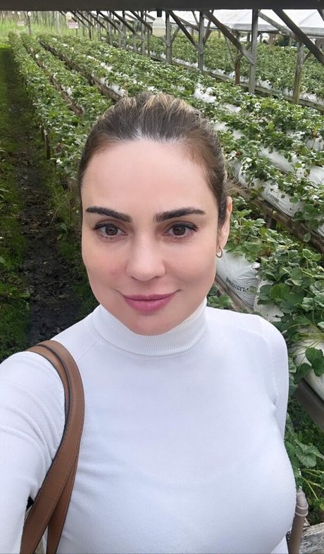 Nacktes geleaktes OnlyFans-Foto von Rachel Sherazade