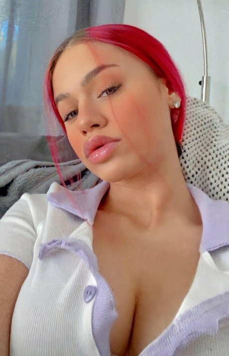 Nacktes geleaktes OnlyFans-Foto von Badmomzjay