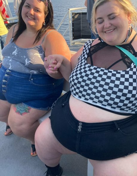 Nacktes geleaktes OnlyFans-Foto von Ssbbwemma