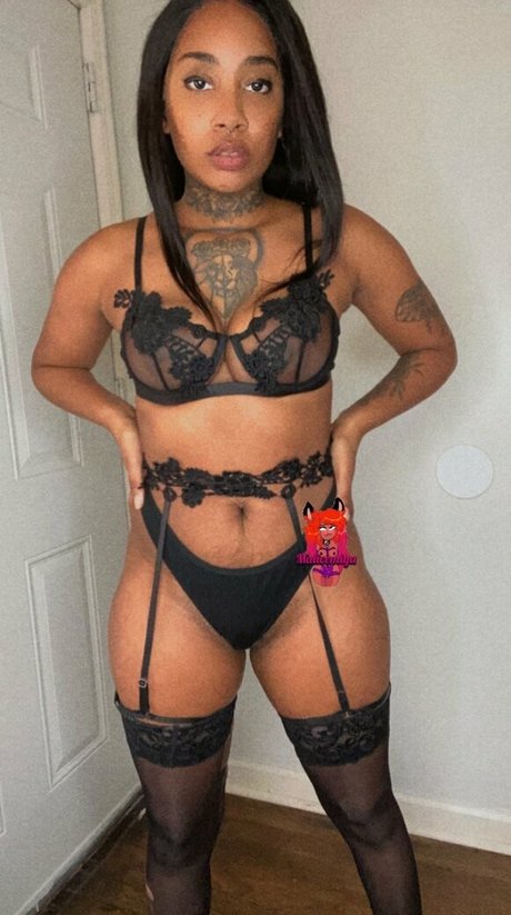 Nacktes geleaktes OnlyFans-Foto von Malicemiya