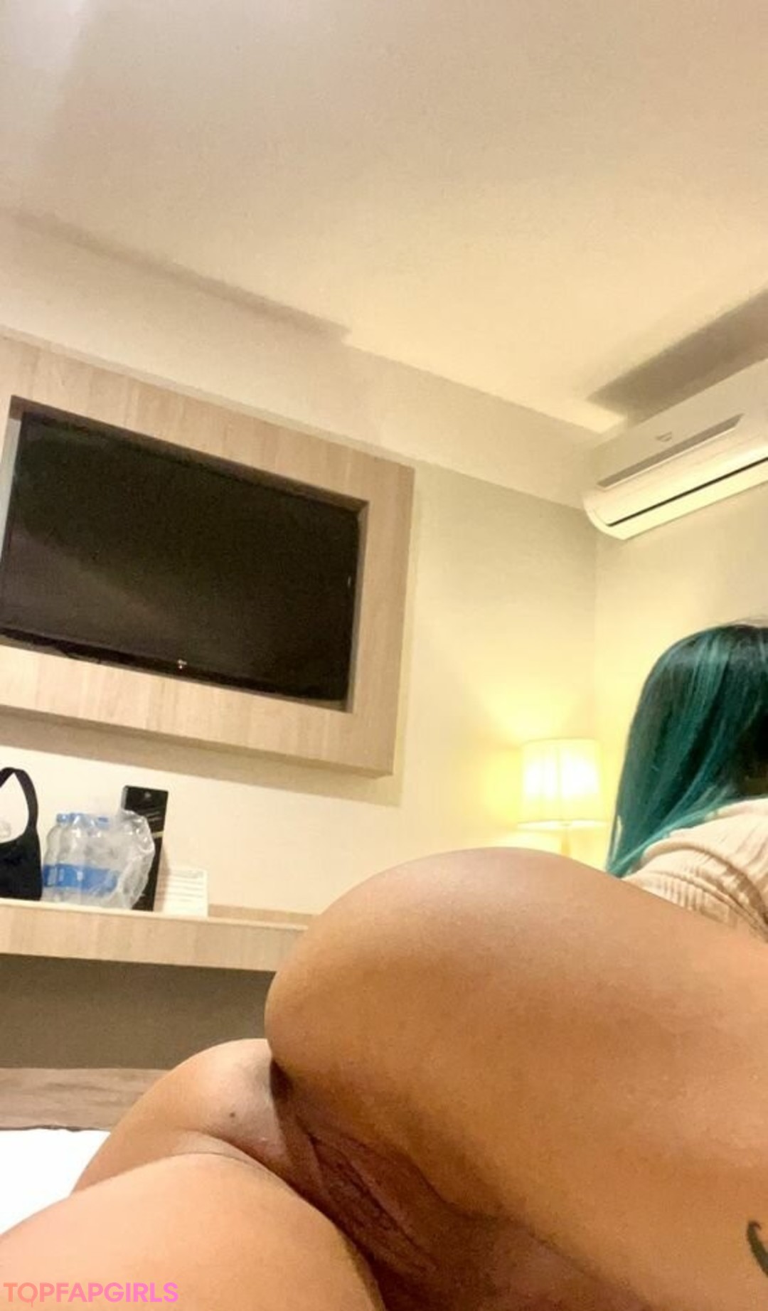 Nacktes geleaktes OnlyFans-Foto von Tati Zaqui #1014