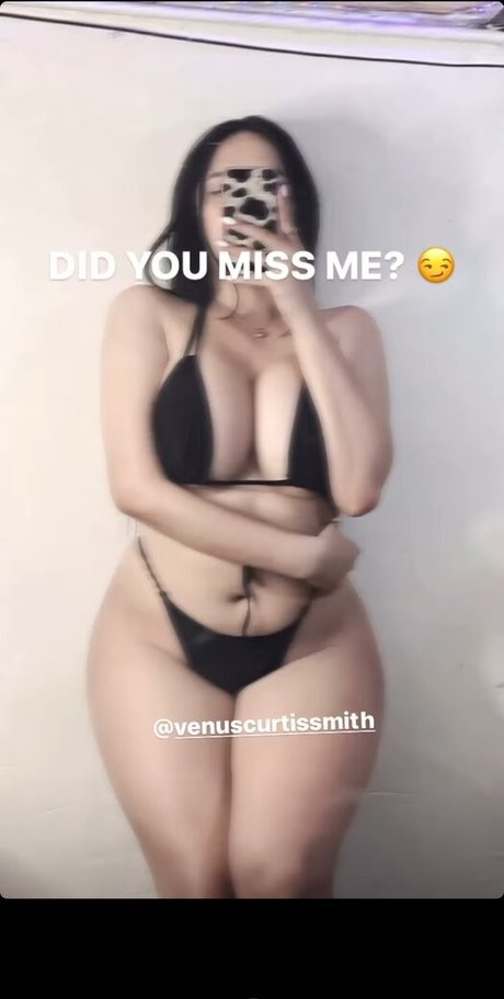 Nacktes geleaktes OnlyFans-Foto von Venuscurtissmith