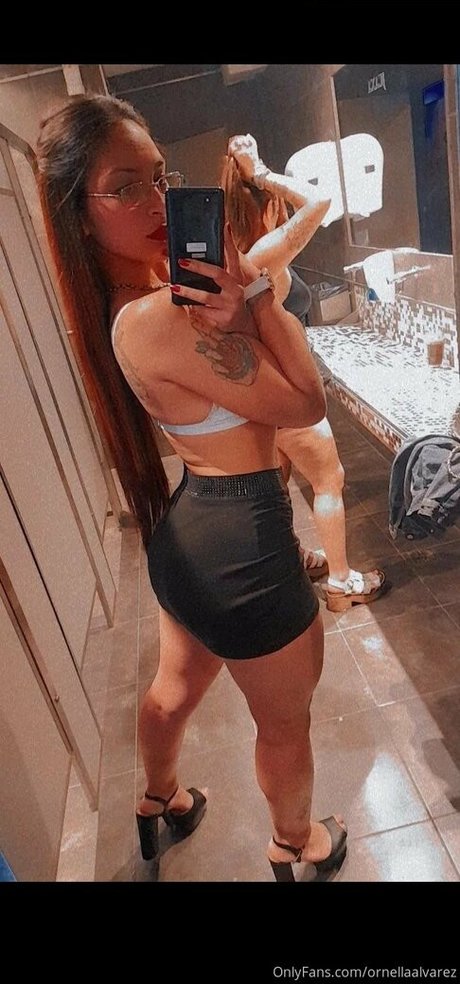 Nacktes geleaktes OnlyFans-Foto von Ornellaalvarez