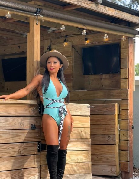 Nacktes geleaktes OnlyFans-Foto von Wwe Xia Li