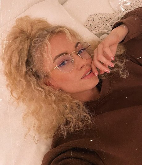 Nacktes geleaktes OnlyFans-Foto von Mimi Lintrup