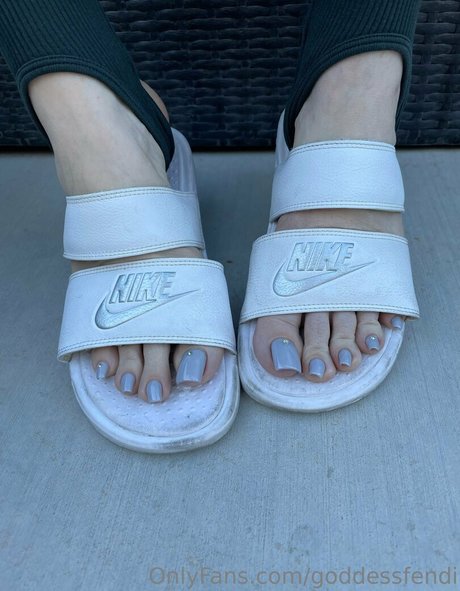 Nacktes geleaktes OnlyFans-Foto von Goddessfendi