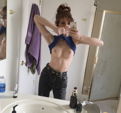 Nacktes geleaktes OnlyFans-Foto von Docilemoth