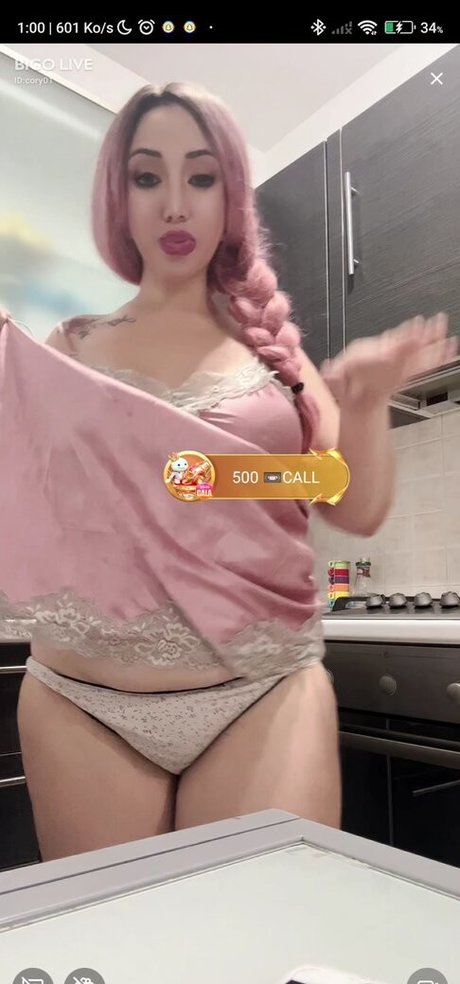 Nacktes geleaktes OnlyFans-Foto von Corinnesposito97