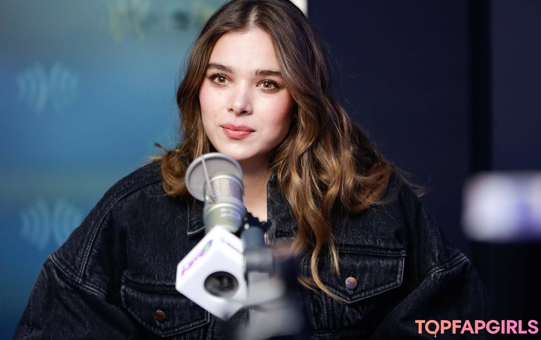 Nacktes geleaktes OnlyFans-Foto von Hailee Steinfeld #1083
