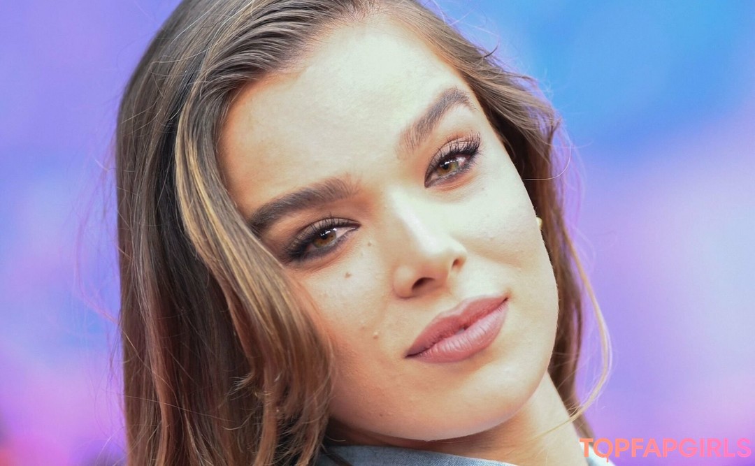 Nacktes geleaktes OnlyFans-Foto von Hailee Steinfeld #1136
