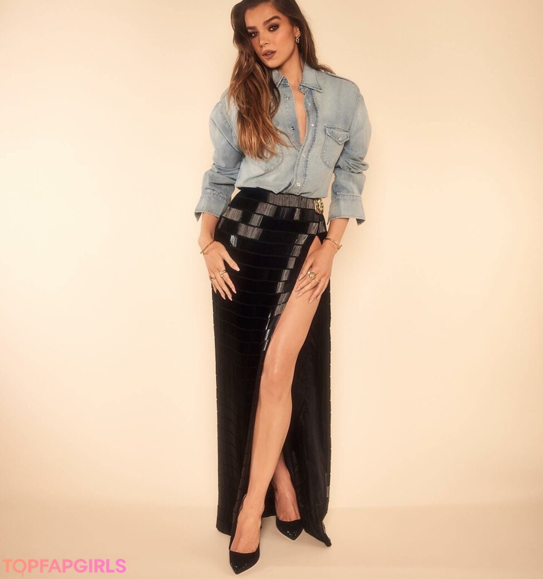 Nacktes geleaktes OnlyFans-Foto von Hailee Steinfeld #1151