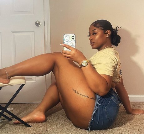Nacktes geleaktes OnlyFans-Foto von Muva Dior