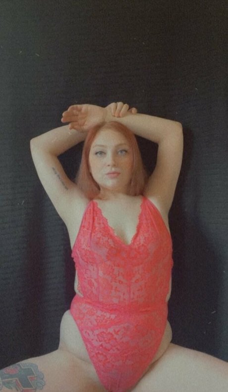 Nacktes geleaktes OnlyFans-Foto von Roseyasscheeks
