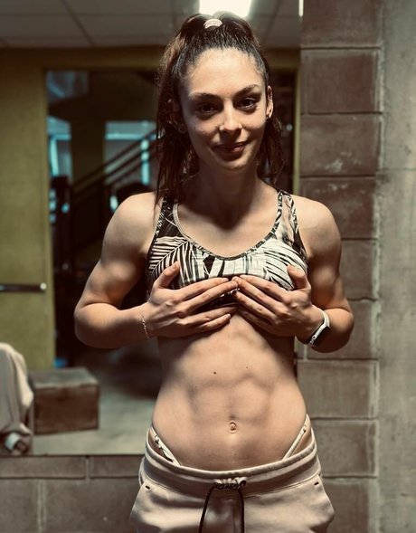 Nacktes geleaktes OnlyFans-Foto von Scarlett Fox
