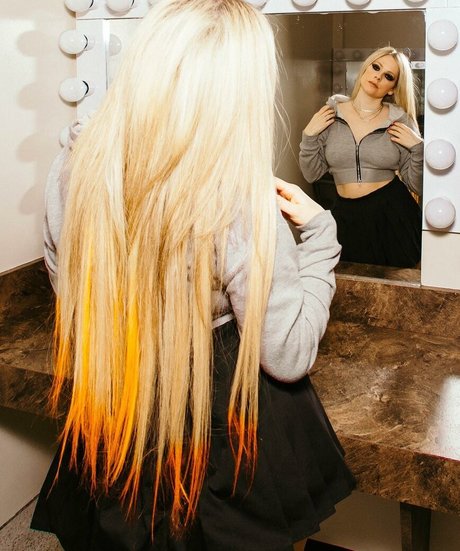 Avril Lavigne