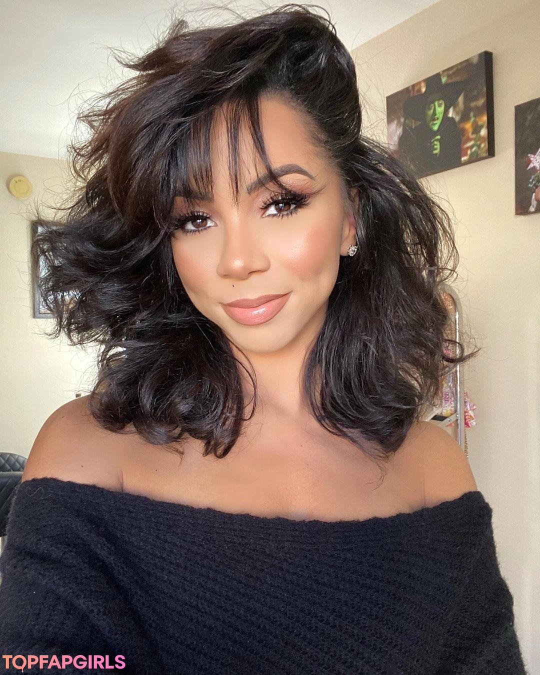 Nacktes geleaktes OnlyFans-Foto von Brittany Renner #1014