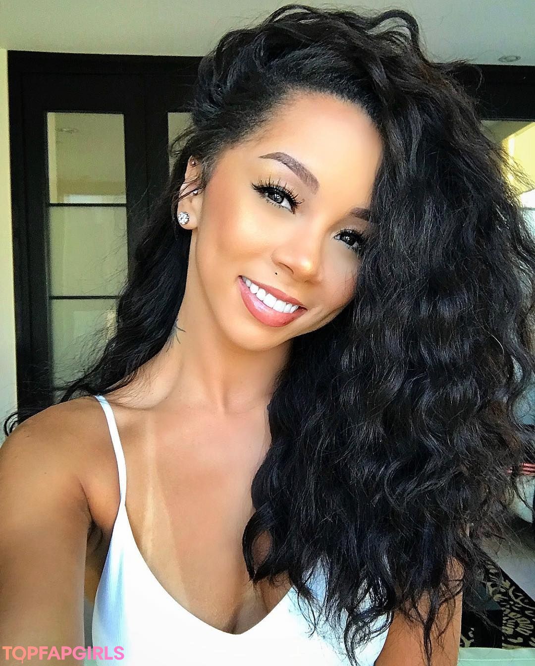 Nacktes geleaktes OnlyFans-Foto von Brittany Renner #1248