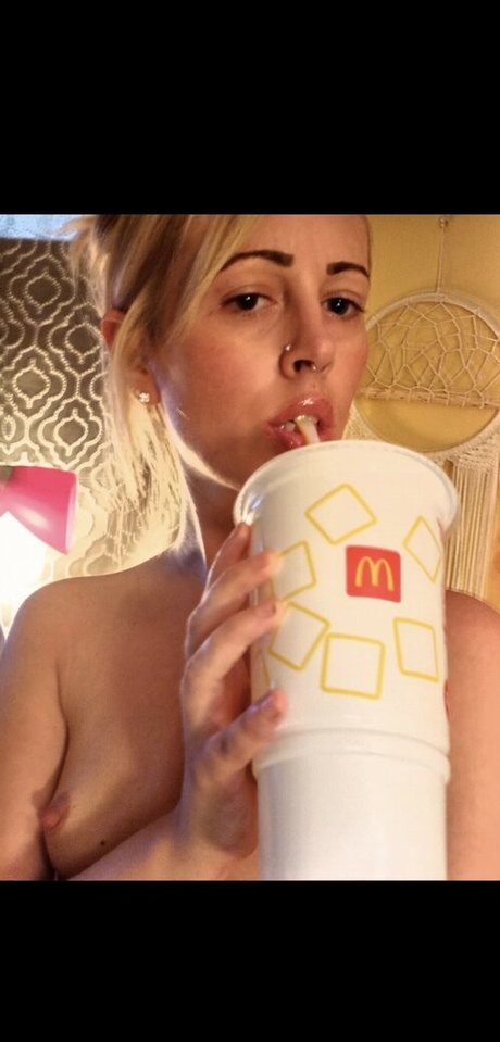 Nacktes geleaktes OnlyFans-Foto von Kristy Kreme