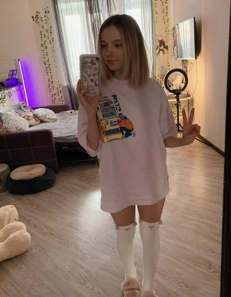 Nacktes geleaktes OnlyFans-Foto von Shysonja