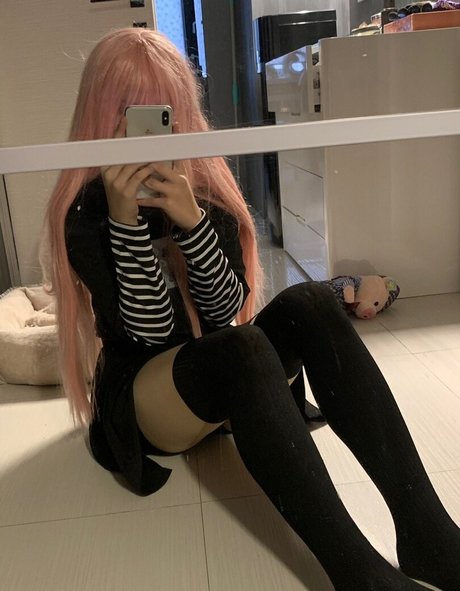 Nacktes geleaktes OnlyFans-Foto von Yuuechka