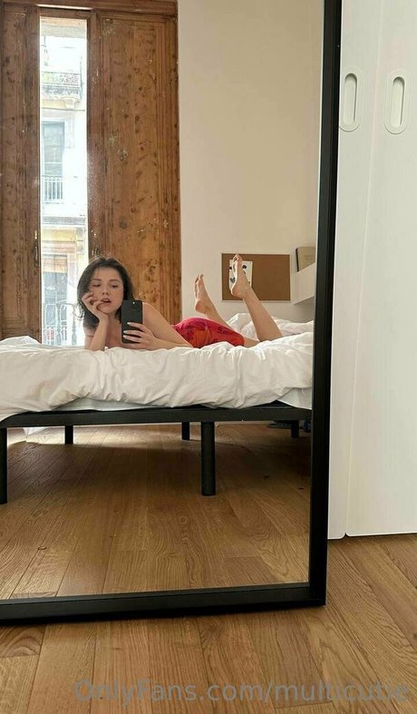 Nacktes geleaktes OnlyFans-Foto von Multicutie