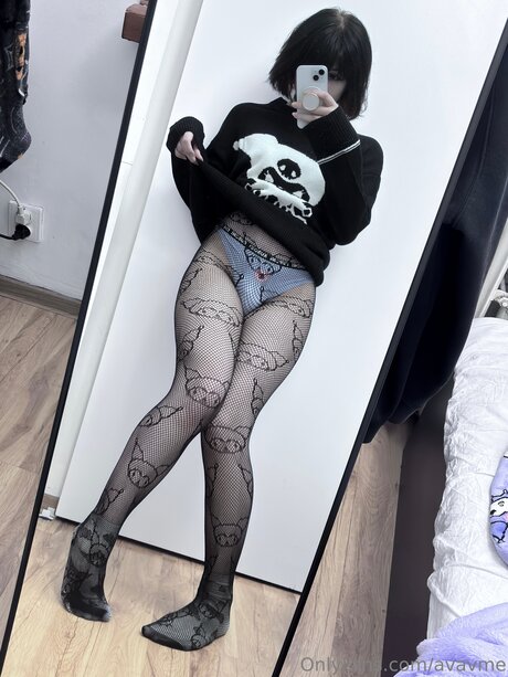 Nacktes geleaktes OnlyFans-Foto von Avavme