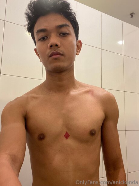 Nacktes geleaktes OnlyFans-Foto von Anickonda