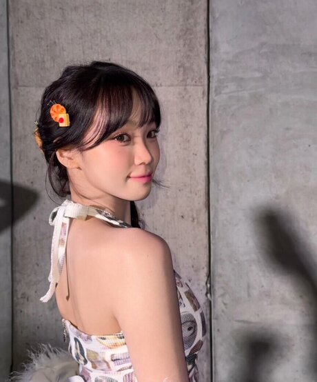 Kim Chaewon