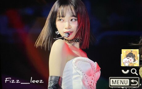 Kim Chaewon