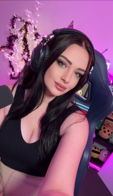 Nacktes geleaktes OnlyFans-Foto von Eleanorsaur