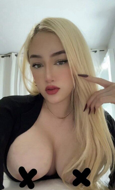 Nacktes geleaktes OnlyFans-Foto von Yolanygomez