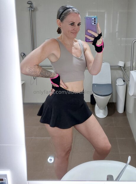 Nacktes geleaktes OnlyFans-Foto von Adorablegains