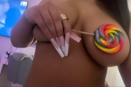 Nacktes geleaktes OnlyFans-Foto von Naughtyoliwia
